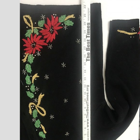 Victoria Jones Christmas Sweater Caridgan - Picture 2 of 8